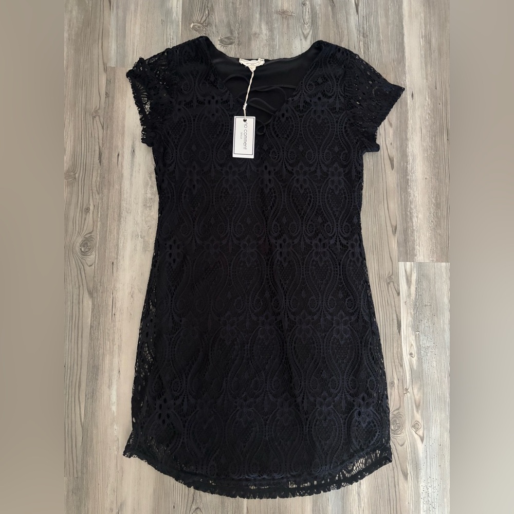 Chic Black Lace Mini Dress